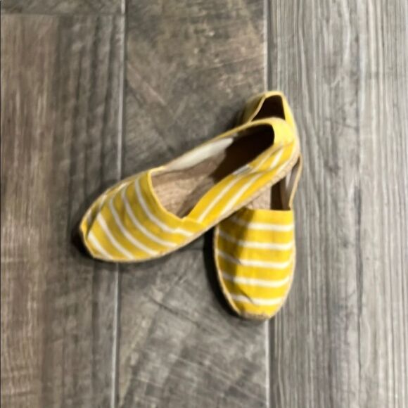 Nwt Soludos Yellow Striped Espadrilles - Picture 5 of 5
